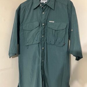 Columbia Men’s Fishing Sportwear Shirt Green Button-Up Shirt with pockets
